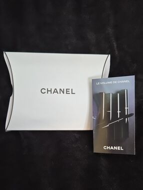 CHANEL Le Volume De Chanel Mascara and Box